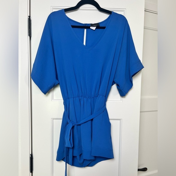 Vici Blue Spring Scene Pocketed Tie Romper (Med) - Picture 4 of 6